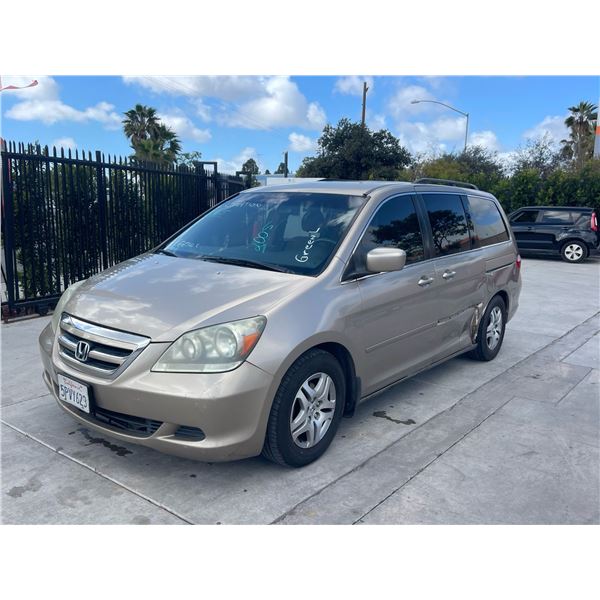 HOND ODYSSEY 2005 T-DONATION
