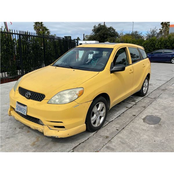 TOYT MATRIX 2004 SALV T/DONATION