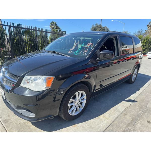 DODG GD CARAVAN 2015 O/S TITLE 2 DAYS