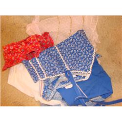 6 Vintage Aprons