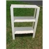 Image 1 : 3 Tier Painted Shelf w/Scalloped Edging