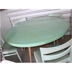 Retro Table w/4 Chairs-Very Vintage!