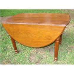 Drop Leaf Table-Great Turned Legs!