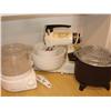 Image 1 : 3 Kitchen Appliances: Inclds.Sunbeam Mixmaster