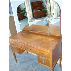 Oak Dresser w/Tri Fold Mirror