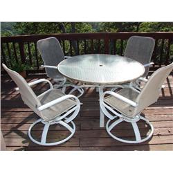 Glass Top Patio Table w/4 Chairs