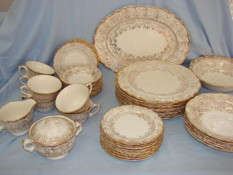 Vogue DinnerwareWashington Colonial Pattern