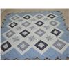 Image 1 : Blue & White Quilt