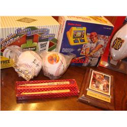 Sports Items:Hakeem Topps Card,-5 items