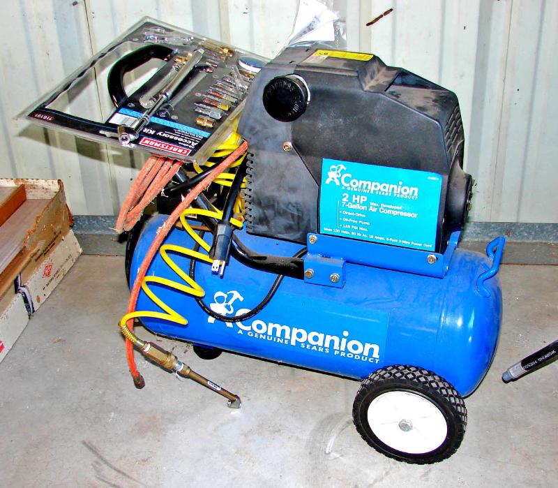 Companion Air Compressor 2hp 7gal