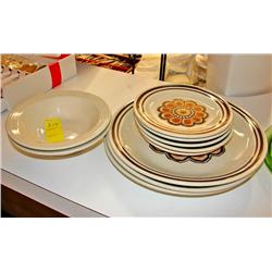 Homer Laughlin Plates & Bowls