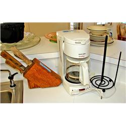Chicago Cutlery Knives & Block/BD Coffee Maker