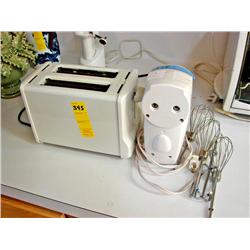 Proctor Silex Toaster/B&D Hand Mixer