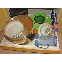 Drawer of Pots/Chip& Dip Service/Misc
