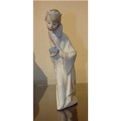 Lladro Boy King with Blue Car