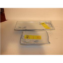 Two Oriental Porcelain Trays