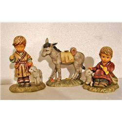 Hummel Shepherd Standing & Donkey Sitting