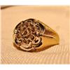 Image 1 : Man's 14k Gold Ring w/a Cluster of 7 Diamonds sz