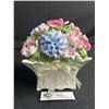 Image 1 : Gorgeous Musical Floral In Excellent Condition - 4.5" x 4.5" x 5"