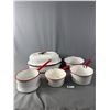 Image 1 : Nice Selection Of Vintage Enamel Cooking Ware