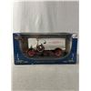 Image 1 : Signature Models 1:24 Scale Diecast 1930 White Van in Original Box