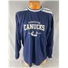 Image 2 : XL Seattle Seahwaks Hoodie and XL Vancouver Canucks Shirt
