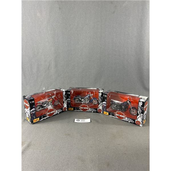 Lot of 3 Maisto 1:18 Scale Harley Davidson Motorcycles in Boxes
