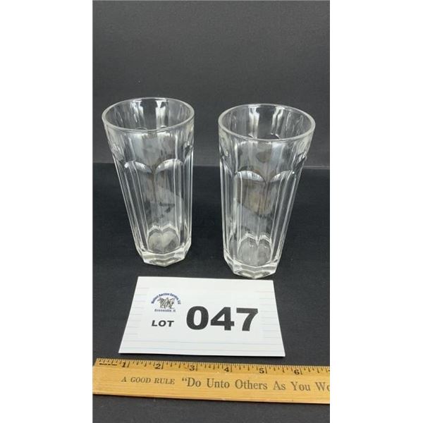 PAIR OF VILLEROY & BOCH 6 in GLASSES
