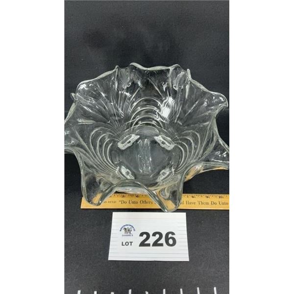 4 FOOTED CAMBRIDGE CAPRICE CLEAR GLASS BOWL 6