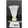 Image 1 : FENTON 9 inch MILK GLASS VASE
