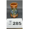 Image 1 : BRUSH McCOY POTTERY 4 inch AMARYLLIS VASE-repaired