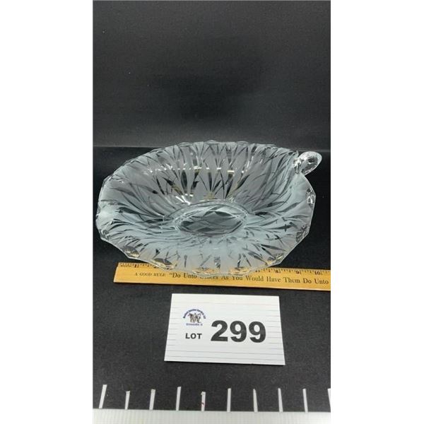 FENTON FOOTED SANTOY CONSOLE BOWL