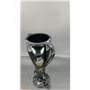 Image 3 : FOSTORIA 1920 TUT VASE, BLACK. 9 INCHES TALL