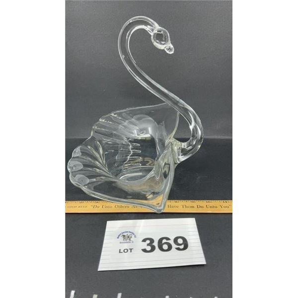 DUNCAN MILLER CLEAR SWAN, 11 INCHES TALL