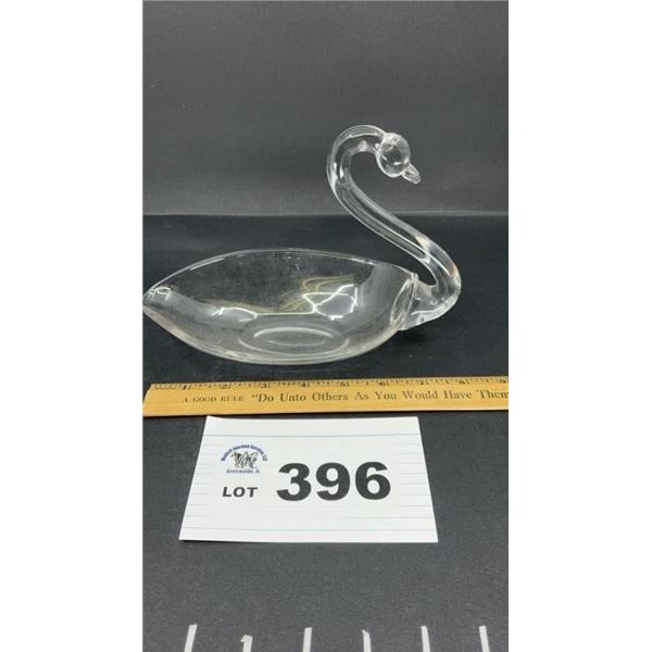 DUNCAN MILLER SWAN 6 INCHES TALL