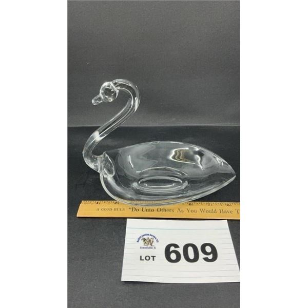 DUNCAN MILLER 7 inch  PALL MALL GLASS SWAN