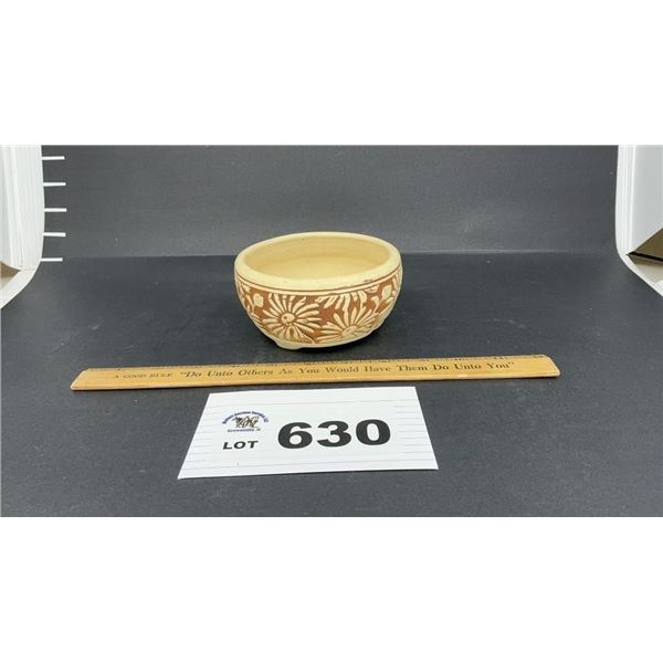 WELLER POTTERY IVORY BOWL