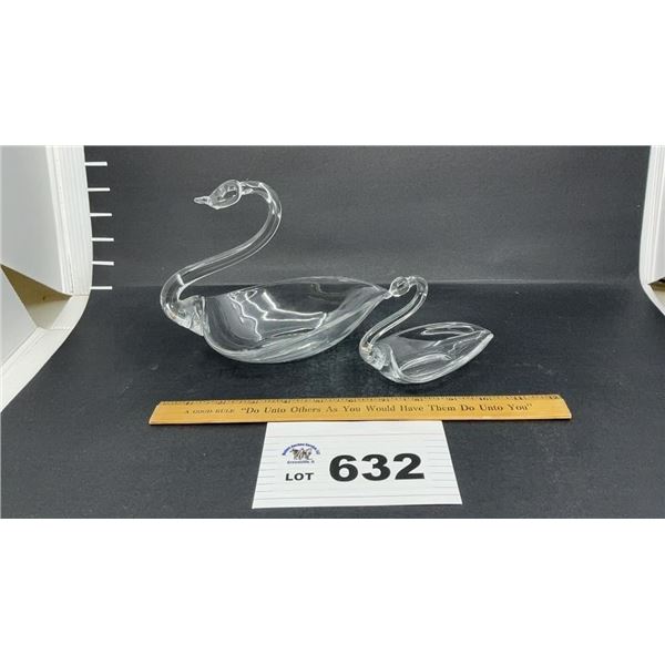 SET OF 2 DUNCAN MILLER SWANS