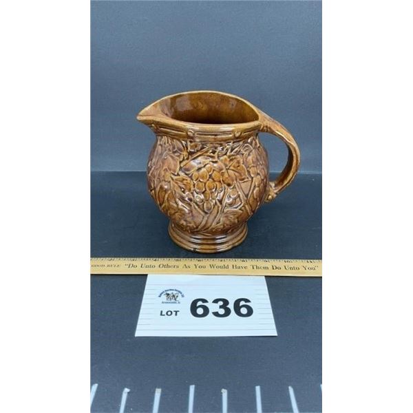 MCCOY POTTERY 1930S BERRY PITCHER