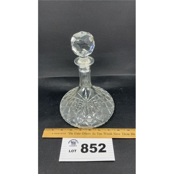 CRYSTAL DECANTER WITH STOPPER 9 INCHES TALL