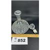 Image 3 : CRYSTAL DECANTER WITH STOPPER 9 INCHES TALL