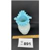 Image 2 : FENTON BLUE CREST 9 inch VASE