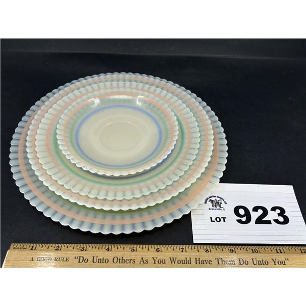 MACBETH EVANS PETALWARE CREMAX PASTEL 4 PC SET