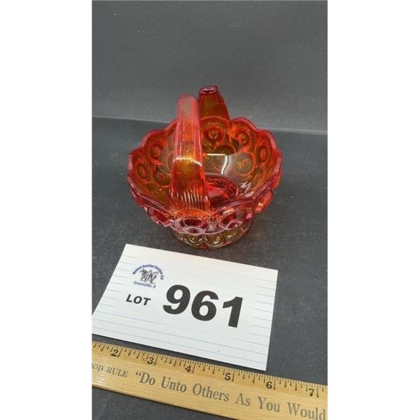 L E SMITH AMBERINA MOON & STARS  BASKET 5 inches
