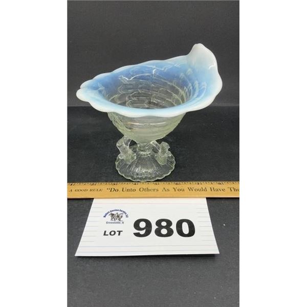 ANITQUE NORTHWOOD GLASS OCEAN SHELL DISH 6 i