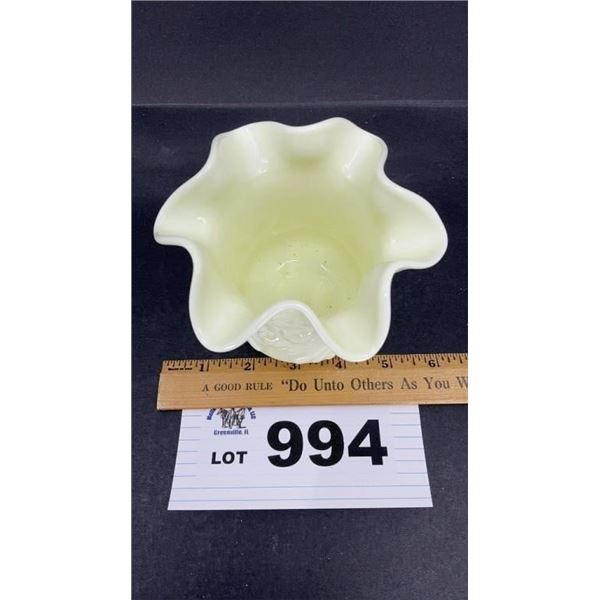 BELLEEK 6 POINT SWIRL BOWL 4 inches tall