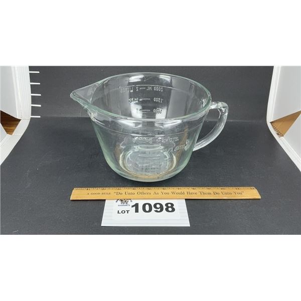 ANCHOR HOCKING MEASURING BOWL