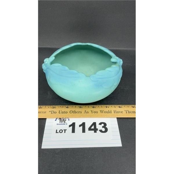 BAN BRIGGLE ART POTTERY 3 inches tall BOWL