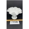 Image 2 : FENTON MILK GLASS SILVER CREST RUFFLED EDGE