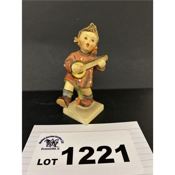 MJ HUMMEL GOEBEL FIGURINE - HAPPINESS - 86